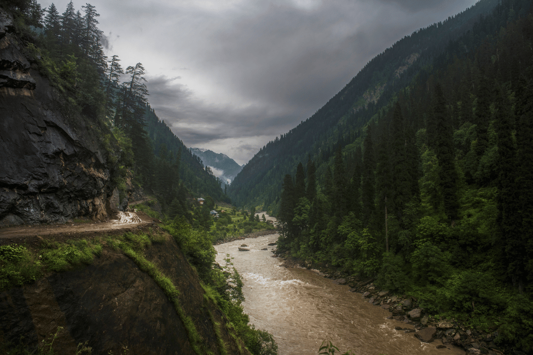 cheap flights to pakistan from manchester uk