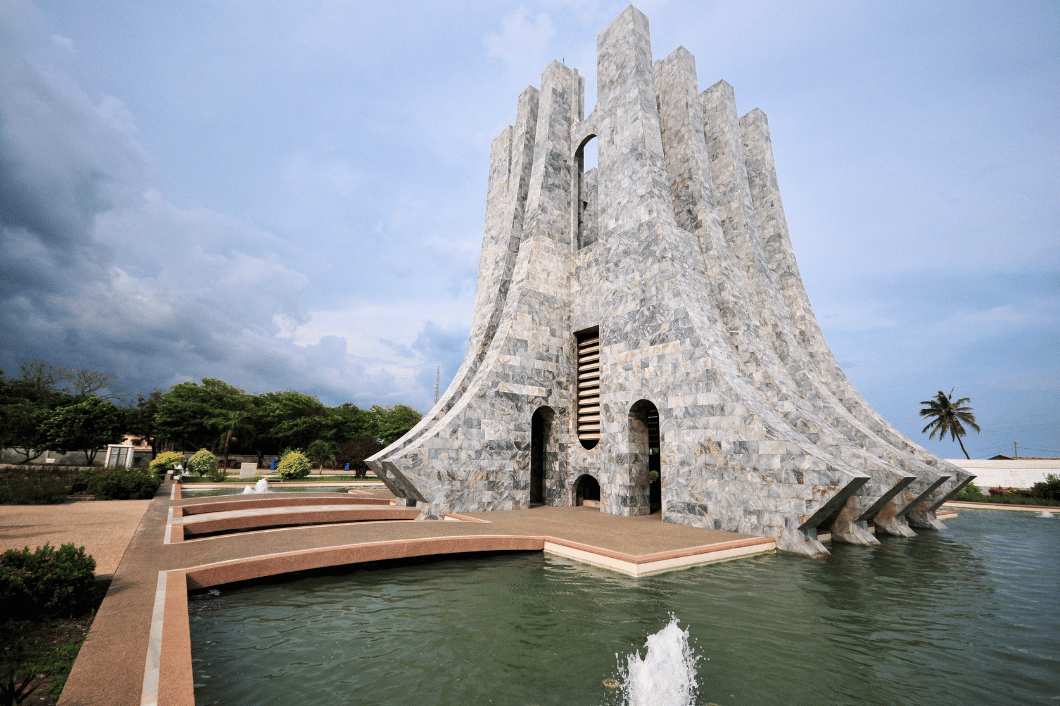 Flights from London to Ghana