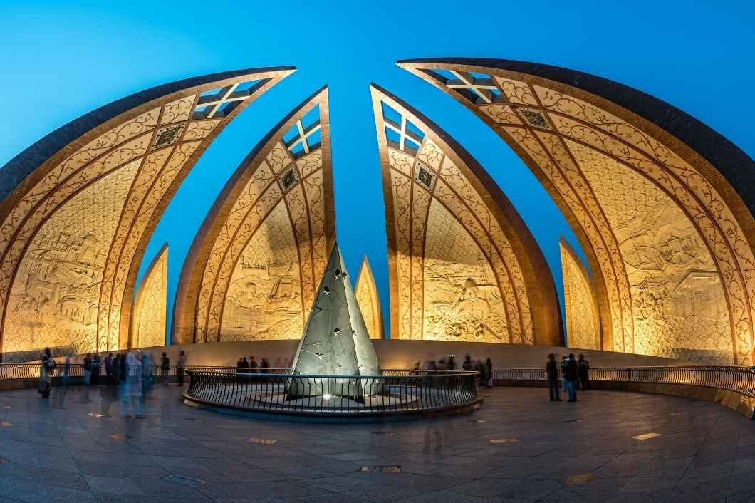 cheap flights to Pakistan from Manchester