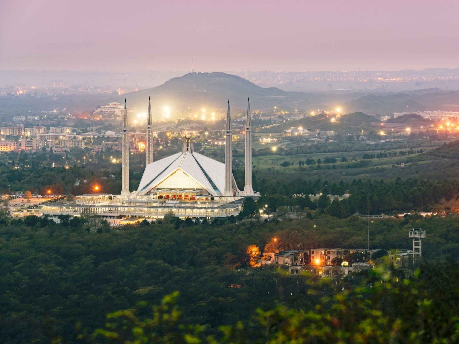 cheap flights to Pakistan from Manchester